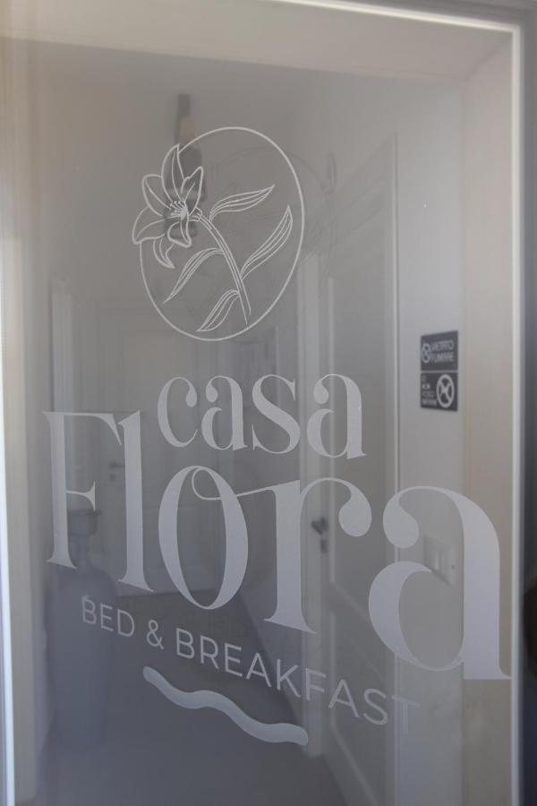 Casa Flora - Bed And Breakfast Torre San Giovanni Exterior foto