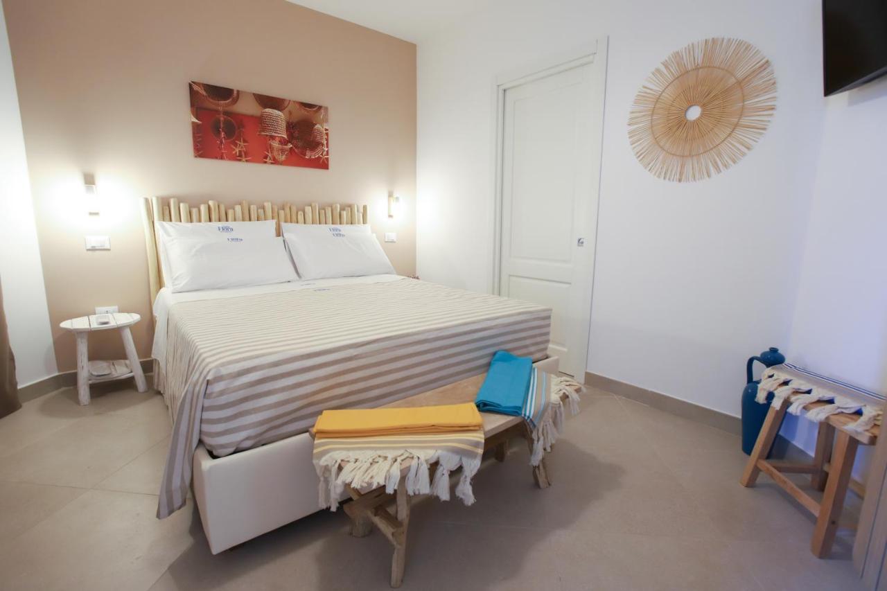 Casa Flora - Bed And Breakfast Torre San Giovanni Exterior foto